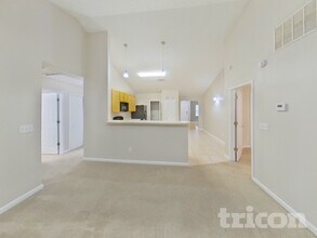 8422 Somerton Cir in Douglasville, GA - Foto de edificio - Building Photo