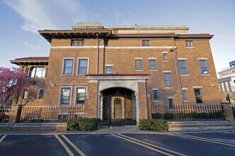 24 S River St, Unit 3rd Floor in Wilkes-Barre, PA - Building Photo - Building Photo