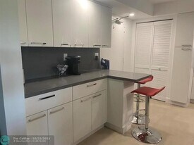 3200 Port Royale Dr S in Fort Lauderdale, FL - Building Photo