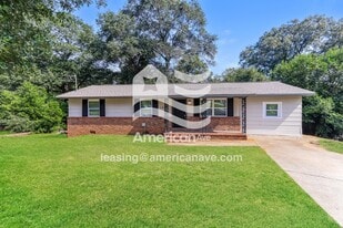 1030 Winchester Cir in Perry, GA - Building Photo