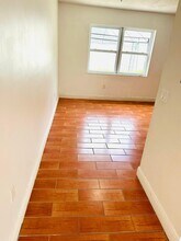 1520 Barbarie Ln in West Palm Beach, FL - Building Photo - Building Photo