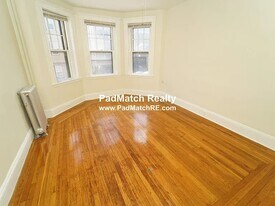 10 Lothian Rd, Unit 1 in Boston, MA - Building Photo