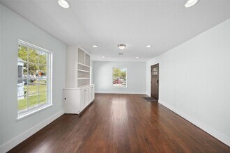 4502 Rockwood Dr in Houston, TX - Building Photo - Building Photo