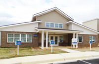 Miller's Rest Apartments in Lynchburg, VA - Foto de edificio - Building Photo