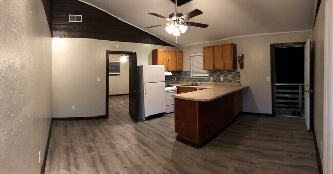 property at 1356 Linda Ann Dr