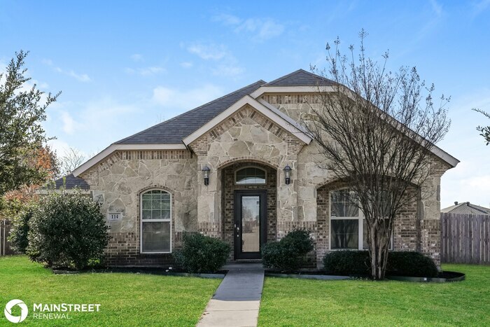 114 Sheri Way in Red Oak, TX - Building Photo