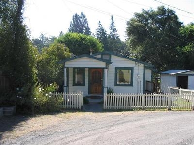 7529 Bodega Ave in Sebastopol, CA - Building Photo