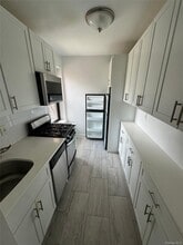 59 Old Mamaroneck Rd in White Plains, NY - Building Photo - Building Photo