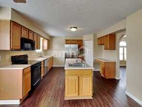 90 Knights Bridge Dr N in Pickerington, OH - Building Photo - Building Photo