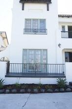 1526 6th Ave in Los Angeles, CA - Foto de edificio - Building Photo