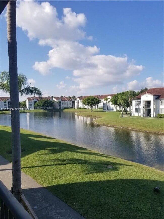 4360 NW 107th Ave