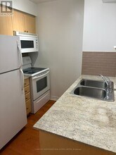 763 Bay St. in Toronto, ON - Building Photo - Building Photo