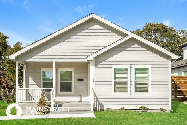 property at 2003 E Overton Rd