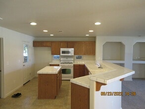 1324 Scotch Pine Way in Gardnerville, NV - Building Photo - Building Photo