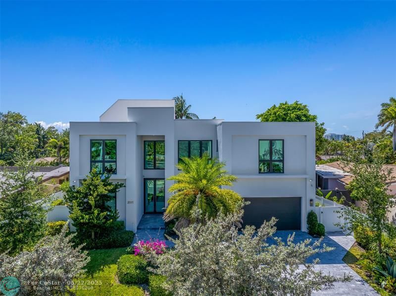 2001 Marietta Dr in Fort Lauderdale, FL - Building Photo