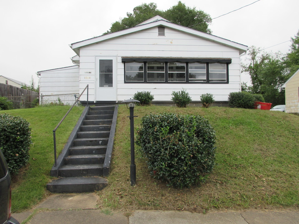 1004 Ridge St, Unit 306 in Charlottesville, VA - Foto de edificio