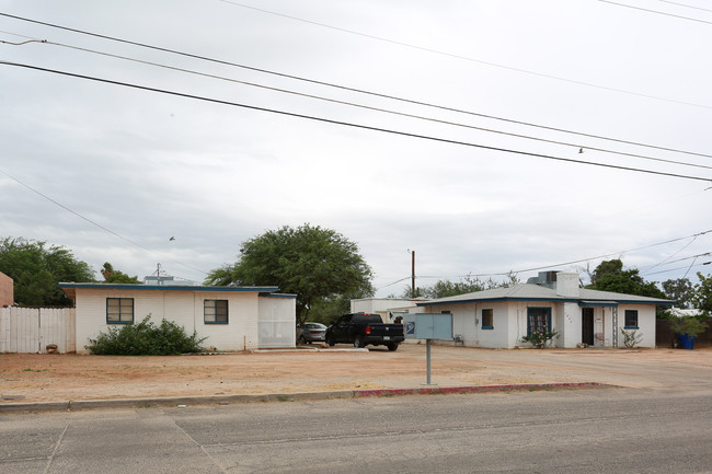 4640-4648 E Fairmount St in Tucson, AZ - Building Photo - Building Photo