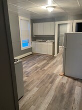 481 Broadway St, Unit 2 in Lowell, MA - Foto de edificio - Building Photo