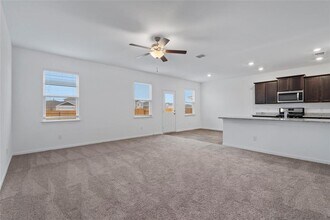 3949 Prairie Crk in New Braunfels, TX - Building Photo - Building Photo