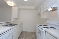 Kitchen - Kingsley Plaza Apartments in Los Angeles, California