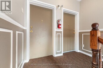 70 Briargate Private in Ottawa, ON - Building Photo - Building Photo