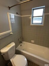 715 W Ridge Rd in Peoria, IL - Building Photo - Building Photo
