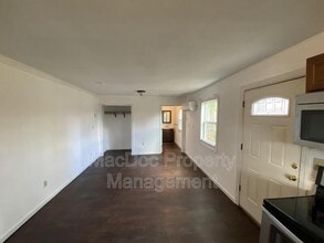 201 N Irving Ave in Colonial Beach, VA - Building Photo - Building Photo