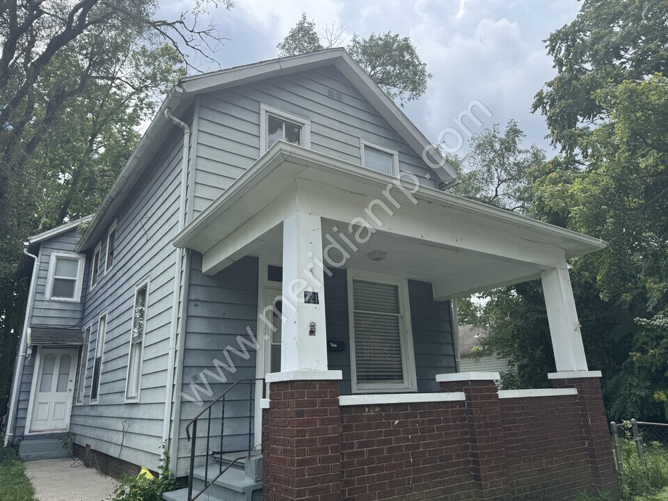 721 3rd St in Fort Wayne, IN - Building Photo