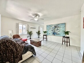 623 SW 16th Ct in Fort Lauderdale, FL - Building Photo - Building Photo