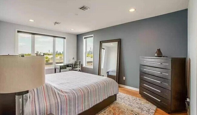 203-207-207 Hackensack Plank Rd in Weehawken, NJ - Building Photo - Building Photo