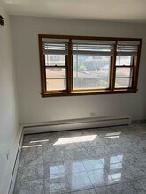 5807 W Addison St-Unit -1 in Chicago, IL - Building Photo - Building Photo