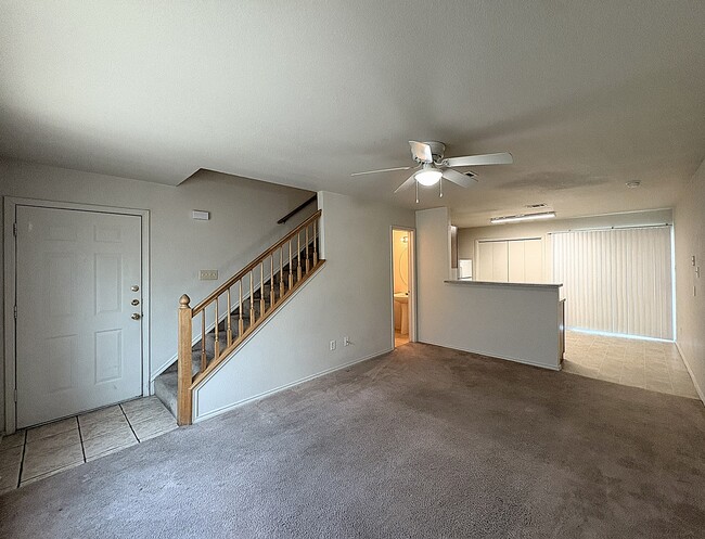 1611 Inca Dr, Unit C in Harker Heights, TX - Foto de edificio - Building Photo