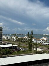 1460 Gulf Blvd, Unit 506 in Clearwater, FL - Foto de edificio - Building Photo