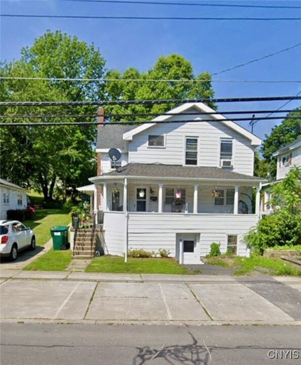 280 Cherry St in Oswego, NY - Building Photo