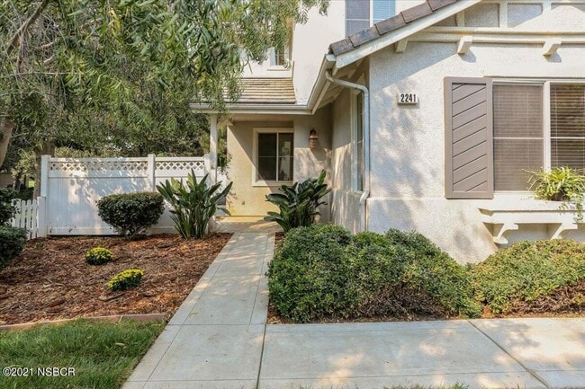 2241 Nightshade Ln in Santa Maria, CA - Building Photo - Building Photo