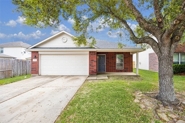 property at 919 Yorkshire Hollow Ln