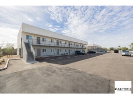 2121 W Adams St in Phoenix, AZ - Building Photo