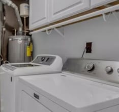 908 Woodcliff Dr in Atlanta, GA - Building Photo - Building Photo