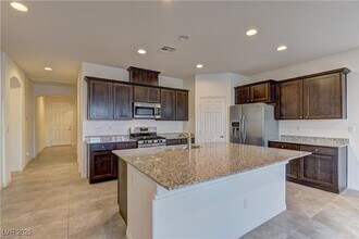 26 Kaku Ridge Way in Las Vegas, NV - Building Photo - Building Photo
