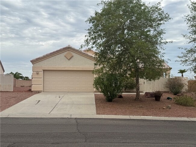 property at 2334 Silverthorne Dr