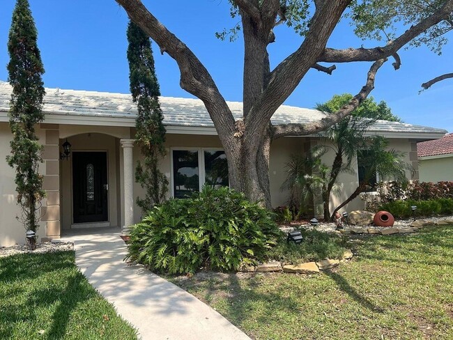 1250 SW 15th Ave in Boca Raton, FL - Building Photo - Building Photo