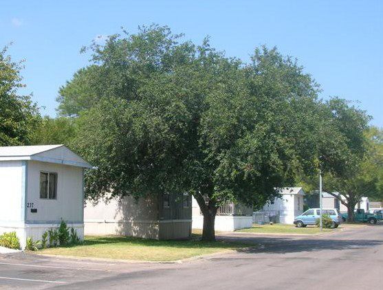 River Oaks Manufactured Home Community in Wilmer, TX - Building Photo - Building Photo