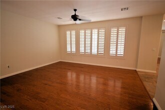 10597 Sopra Ct in Las Vegas, NV - Building Photo - Building Photo