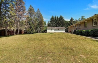 371 E US Highway 20 in Chesterton, IN - Building Photo - Building Photo