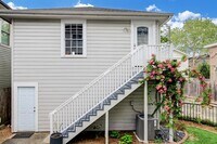 1621 Columbia St photo'