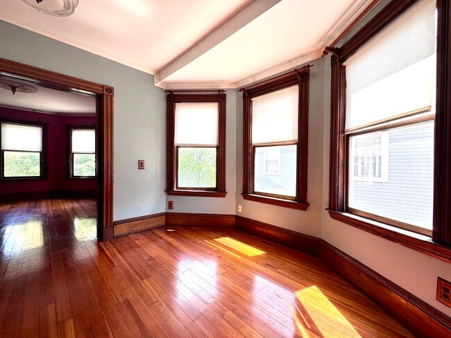 104 Hancock St, Unit 104