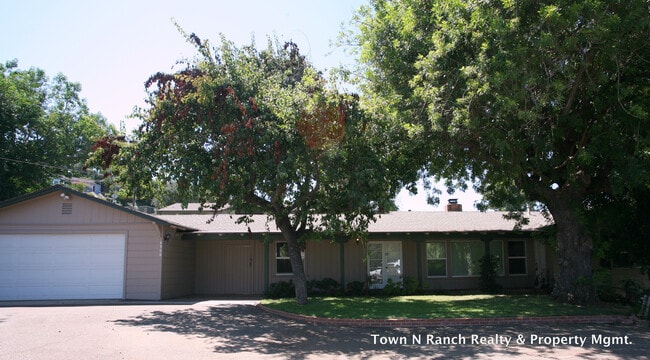 property at 4782 Garfield St