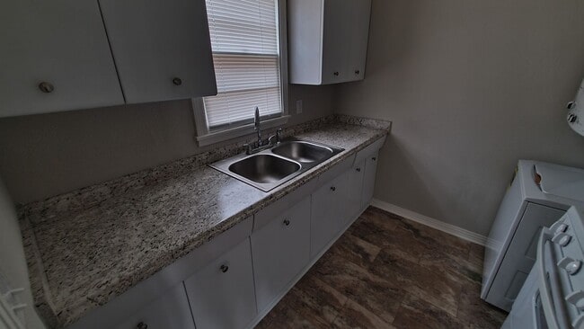 104 S Palo Duro St in Amarillo, TX - Building Photo - Building Photo