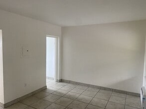 Alberta Heights Apartments in Miami, FL - Building Photo - Building Photo