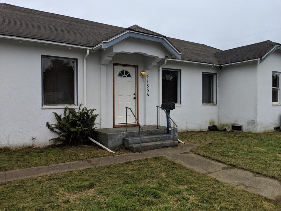 4185 D St in Eureka, CA - Building Photo